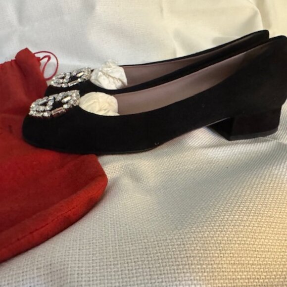 GUCCI "Sparkling GG Pump" in Black Suede - Style 353734 - WORN ONCE - Picture 5 of 8